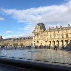 O museu do Louvre